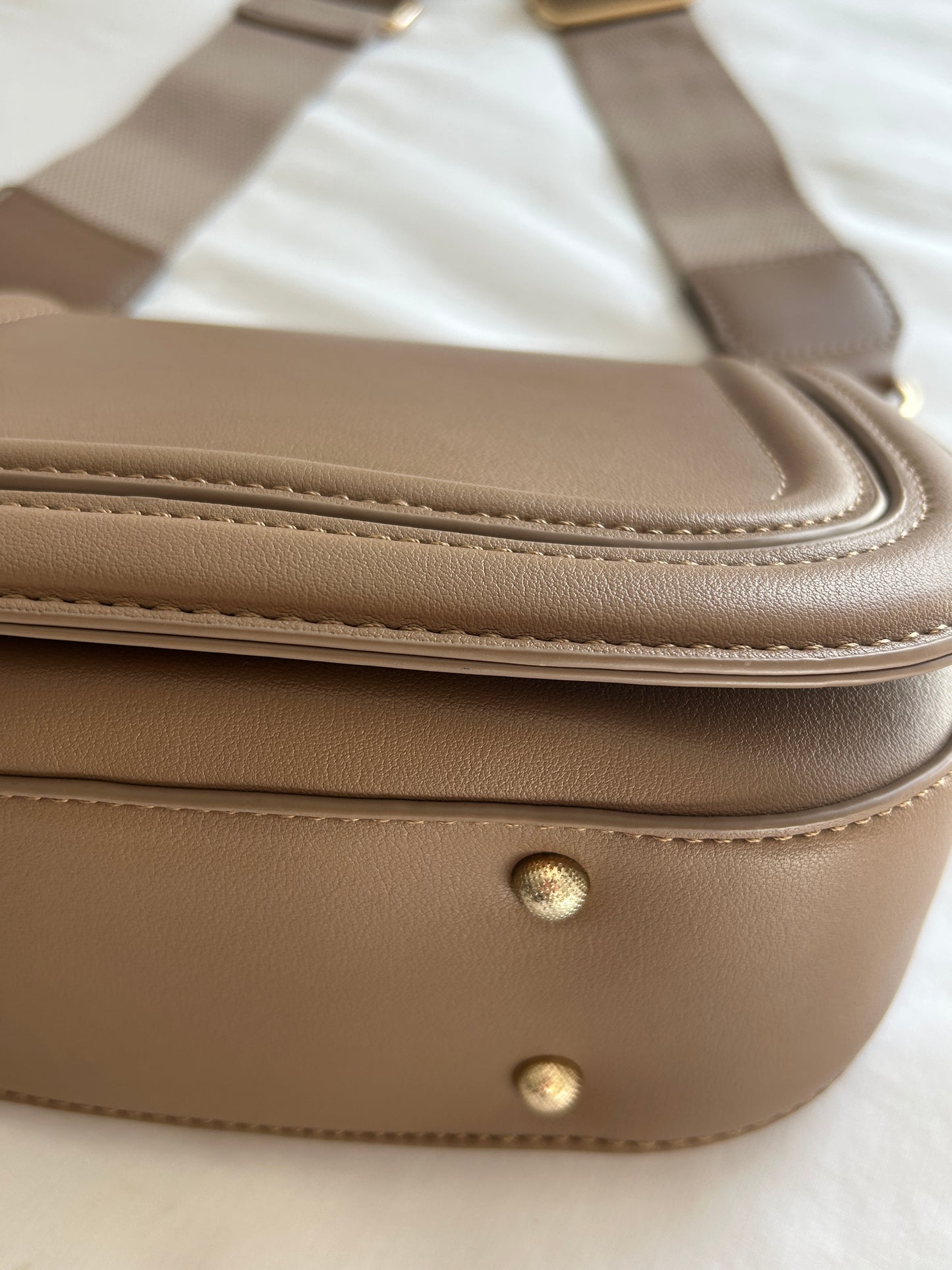BOLSO MARTINA CAMEL