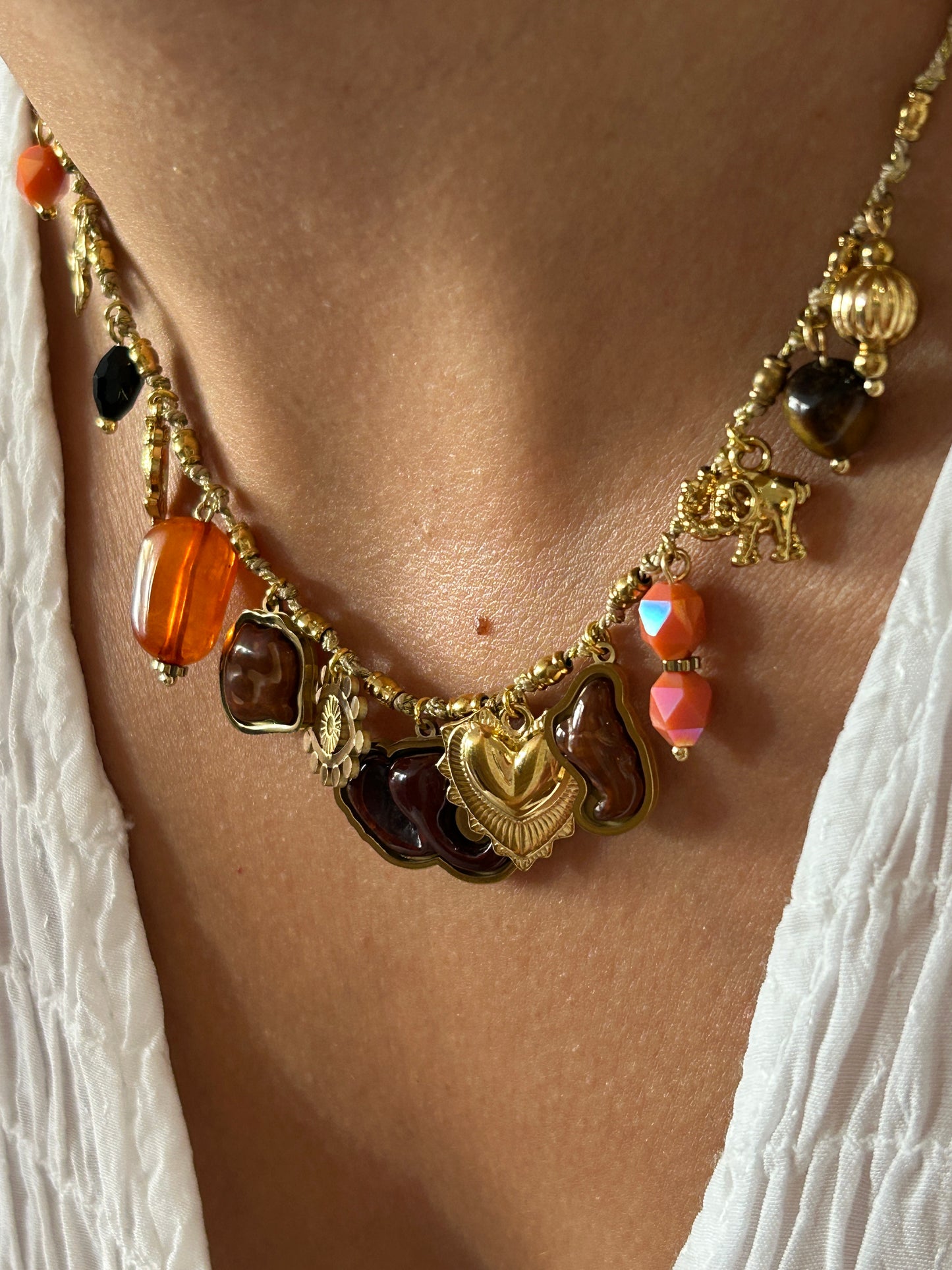 COLLAR HATTIE