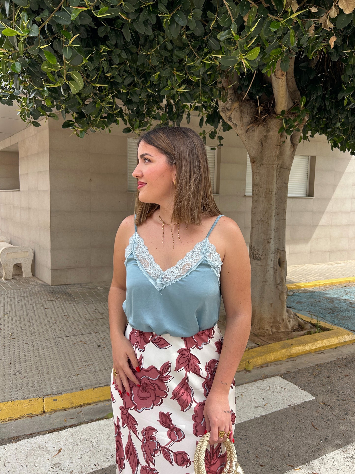 FALDA FLORA