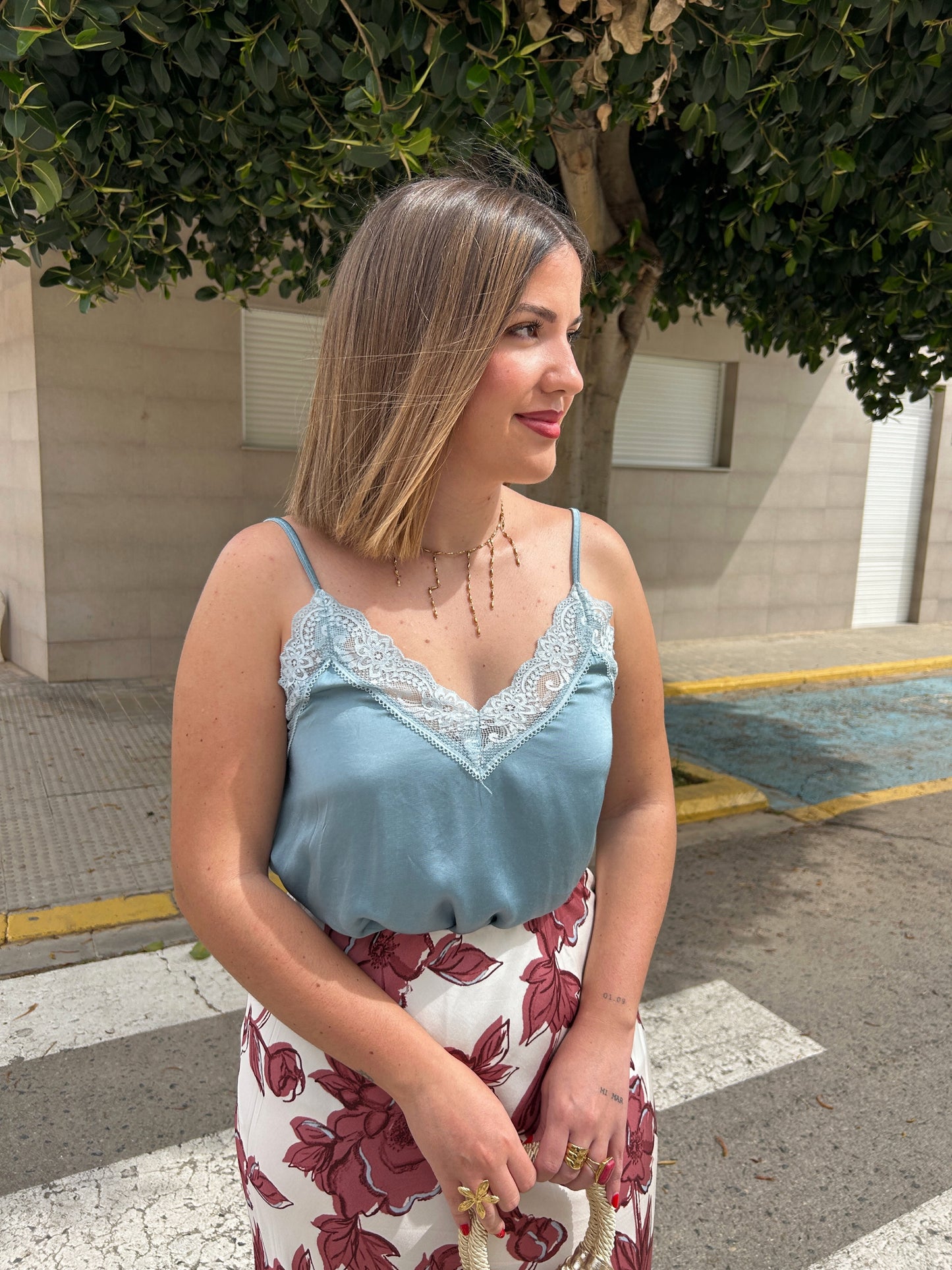 FALDA FLORA