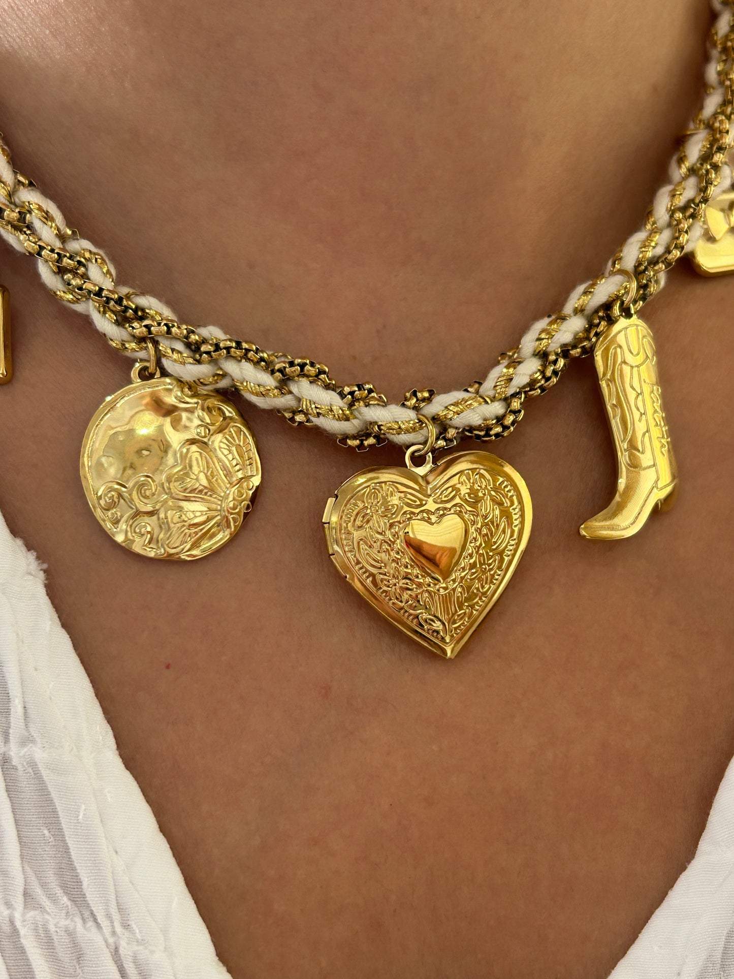 COLLAR LULA