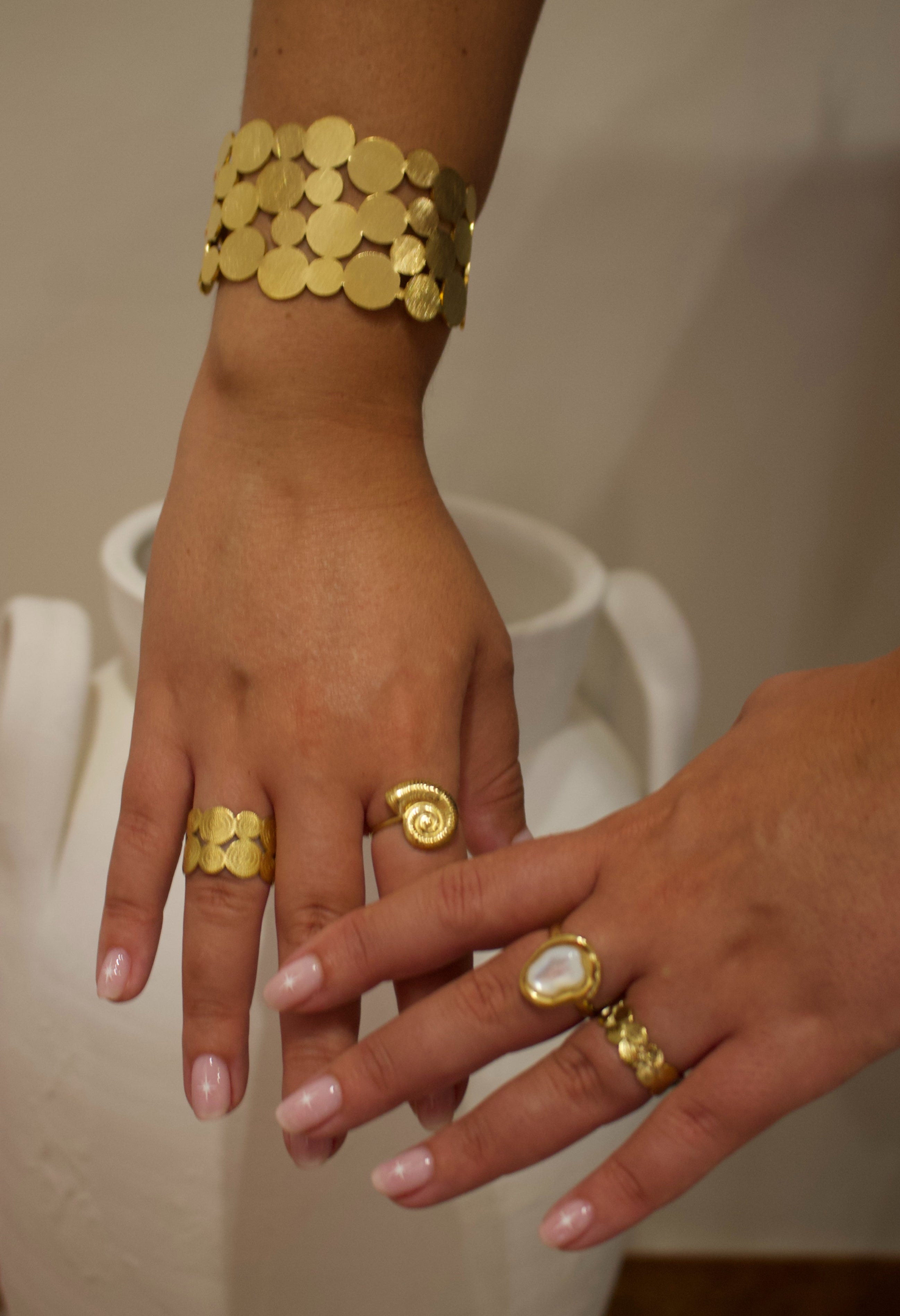 HELLO SUMMER JOYAS