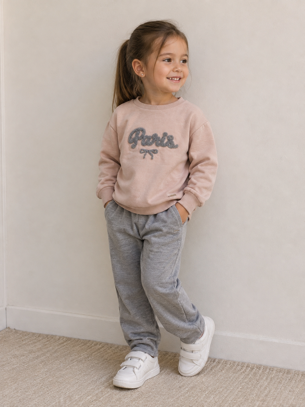CHANDAL NIÑA